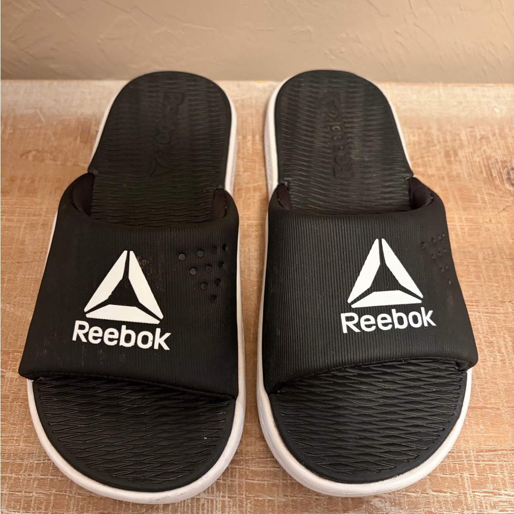 Reebok Womens Black Go To Slide Black White Performance Footwear Sz 6